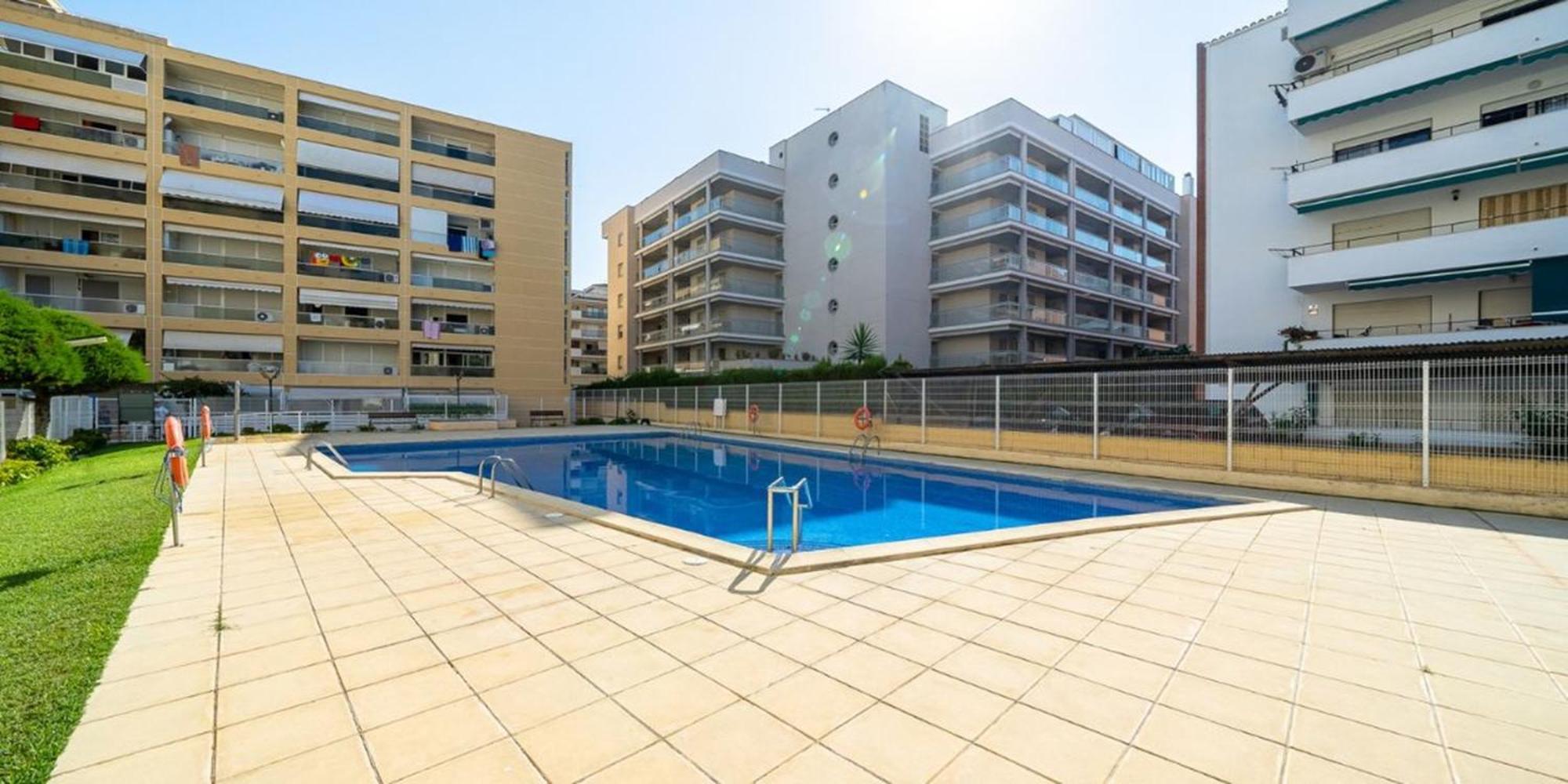 Costa Daurada Apartaments - Aquario Pineda La Pineda Exterior photo
